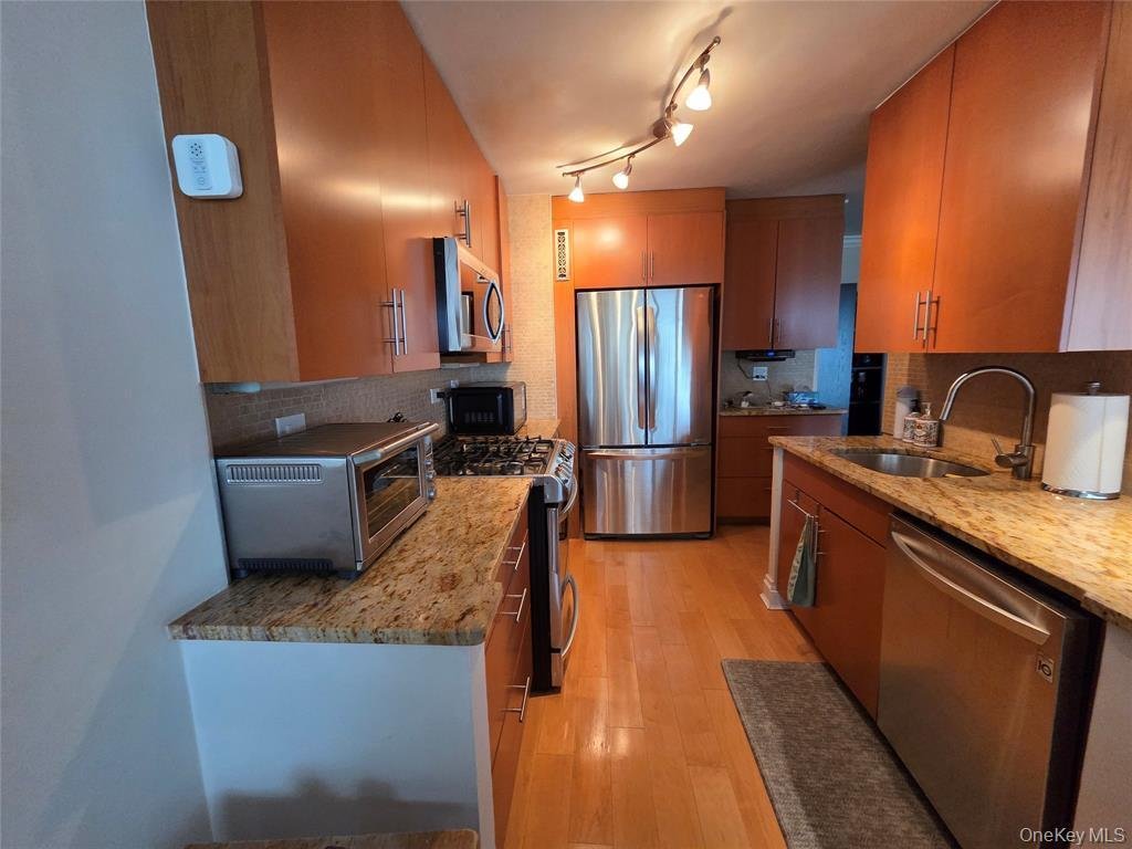 Co Op in New York, New York, United States 2 - 18053771