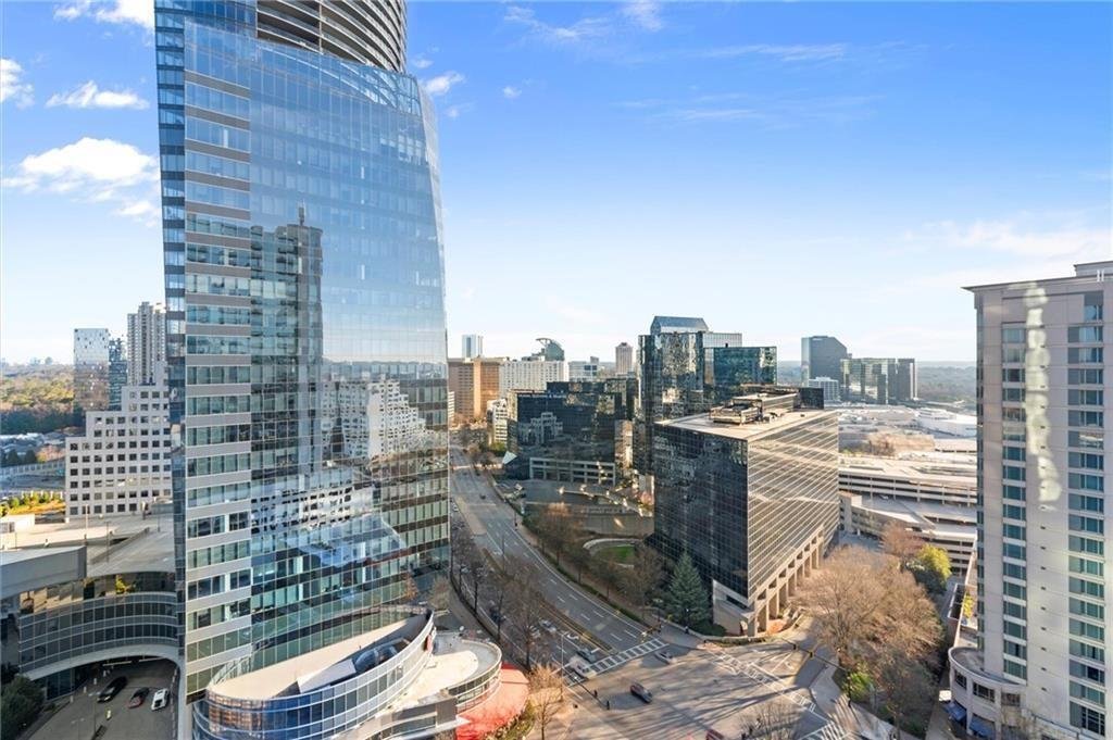 Condo in Atlanta, Georgia, United States 3 - 18053675