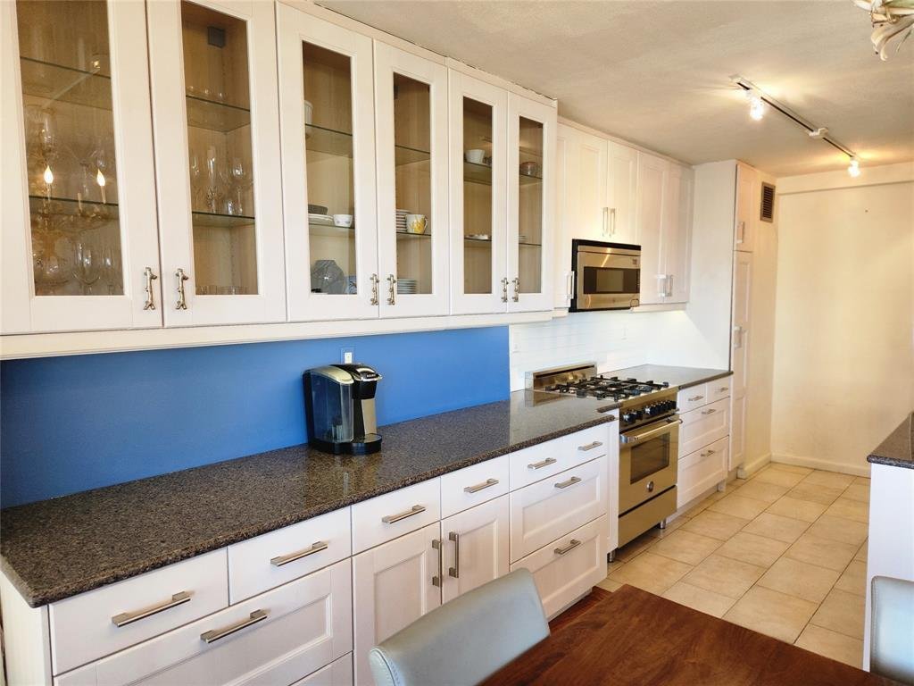 Co Op in New York, New York, United States 1 - 18053777