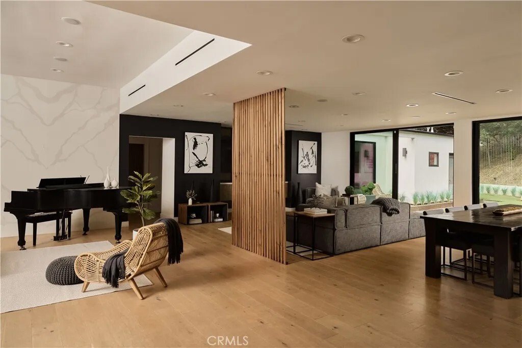 House in Los Angeles, California, United States 4 - 17823356