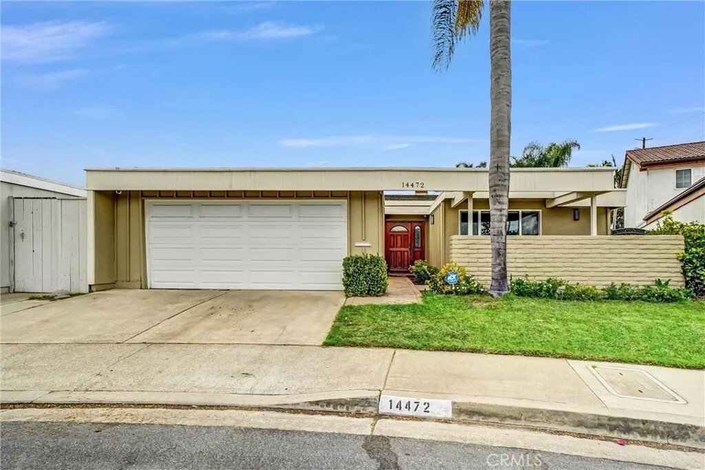 House in Tustin, California, United States 1 - 17795353