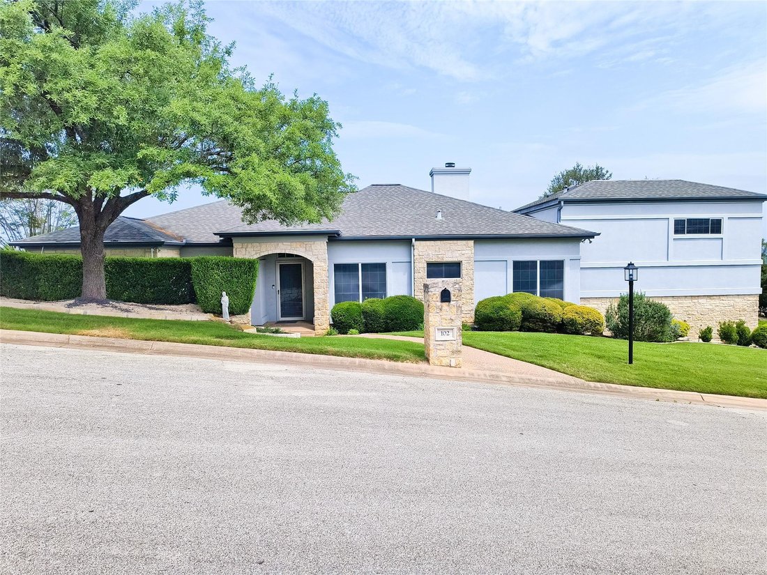 House in The Hills, Texas, United States 3 - 18053536