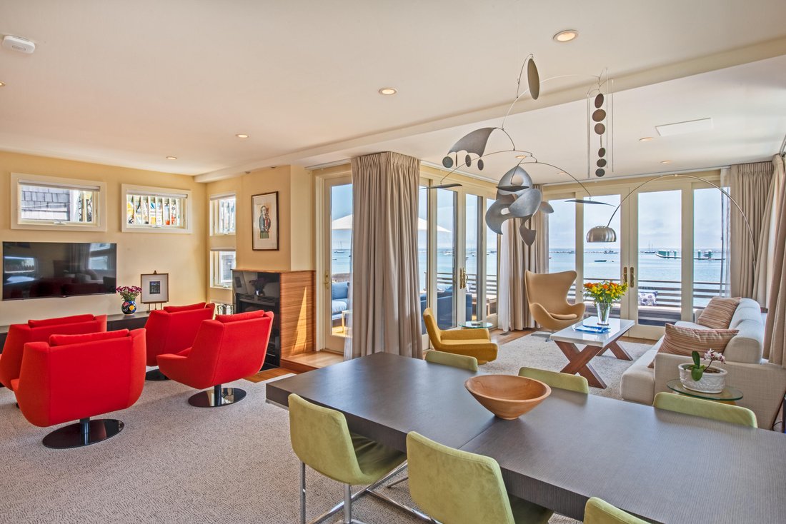 Condo in Provincetown, Massachusetts, United States 3 - 18053809