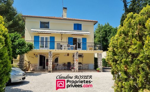 Villa in Besse-sur-Issole, Provence-Alpes-Côte d'Azur, France 1
