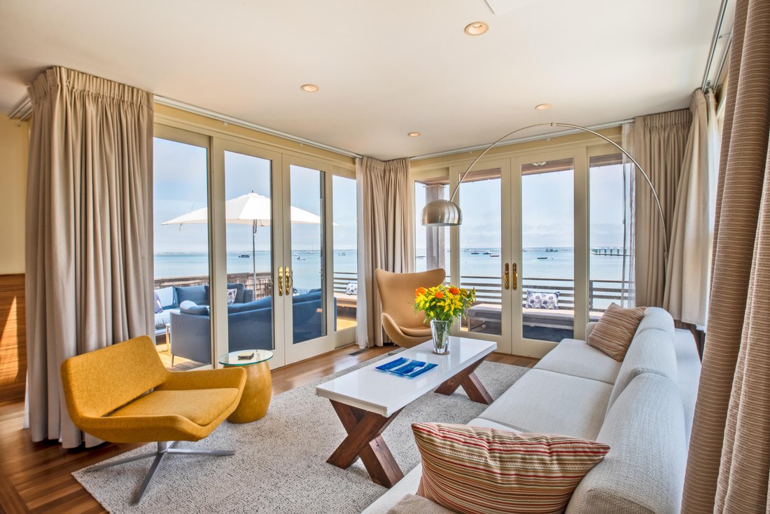 Condo in Provincetown, Massachusetts, United States 4 - 18053809