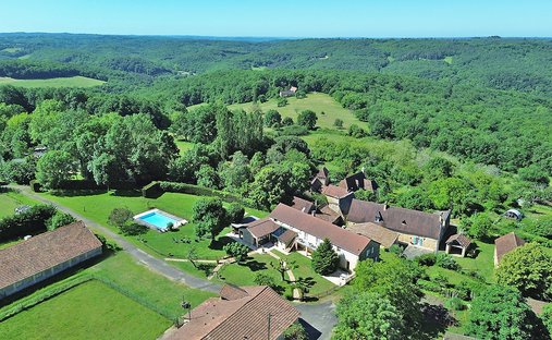 Villa in Les Eyzies-de-Tayac-Sireuil, Les Eyzies, France 1