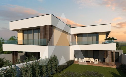 House in Gloria e Vera Cruz, Aveiro District, Portugal 1
