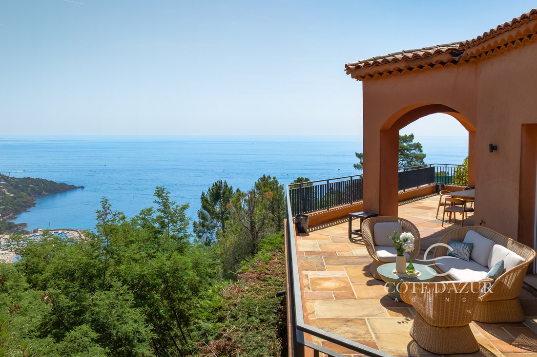 House in Théoule-sur-Mer, Provence-Alpes-Côte d'Azur, France 5 - 17781044