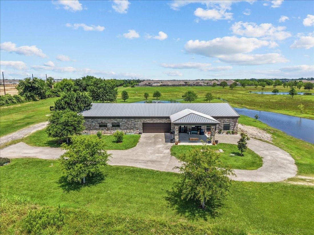 House in Manvel, Texas, United States 2 - 18053997
