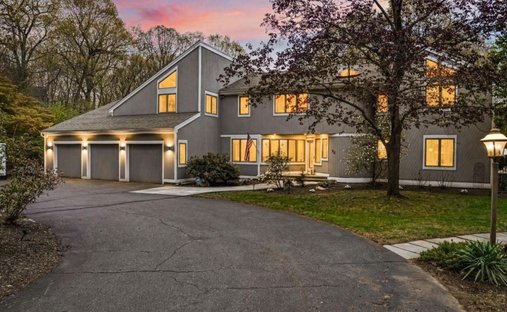 House in Shelton, Connecticut, United States 1
