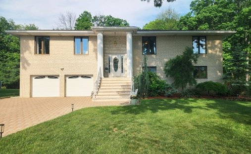 House in Montville, New Jersey, United States 1