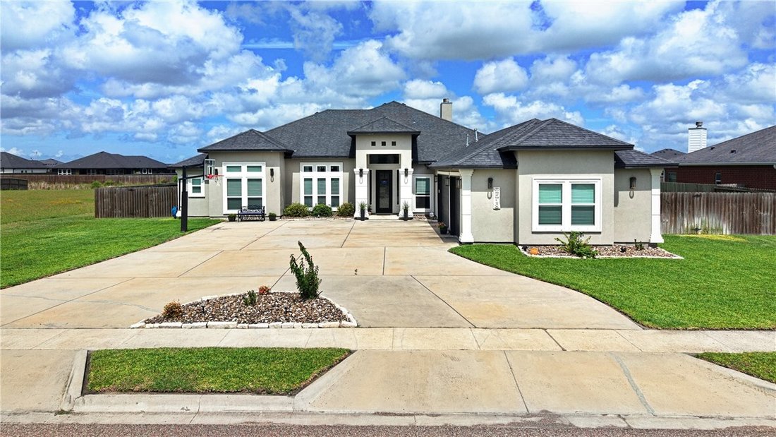 House in Corpus Christi, Texas, United States 1 - 18053941