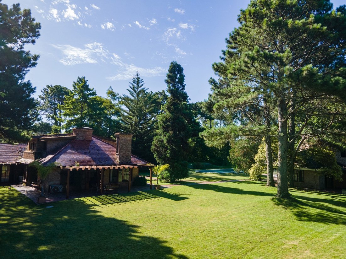 House in Punta del Este, Maldonado Department, Uruguay 2 - 18053952