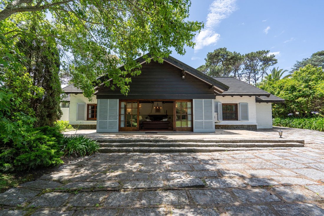 House in Punta del Este, Maldonado Department, Uruguay 4 - 18053961
