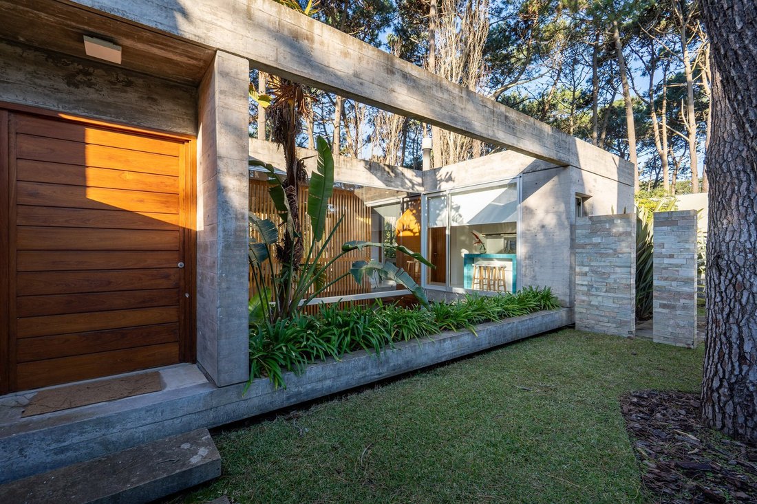 House in Punta del Este, Maldonado Department, Uruguay 3 - 18053935