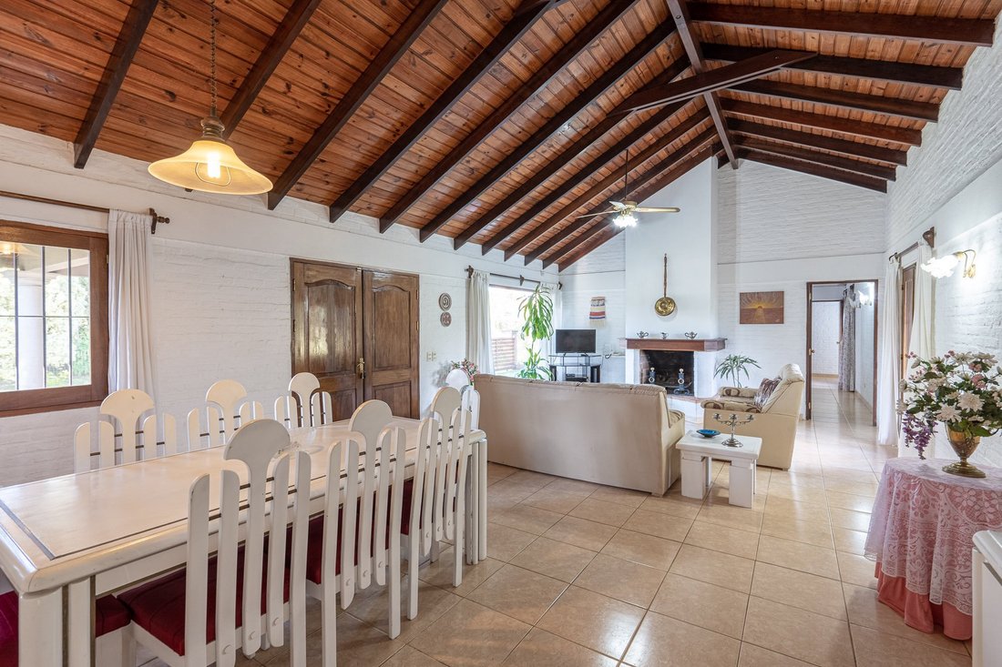 House in Punta del Este, Maldonado Department, Uruguay 3 - 15462511