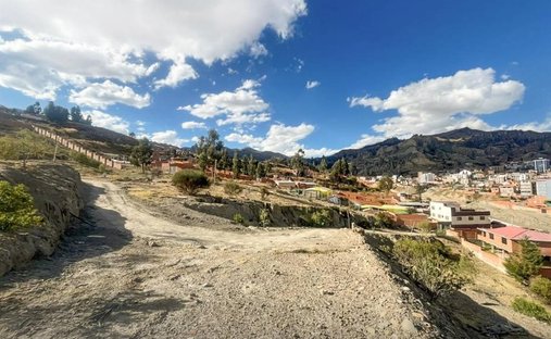 Land in La Paz, Departamento La Paz, Bolivien 1