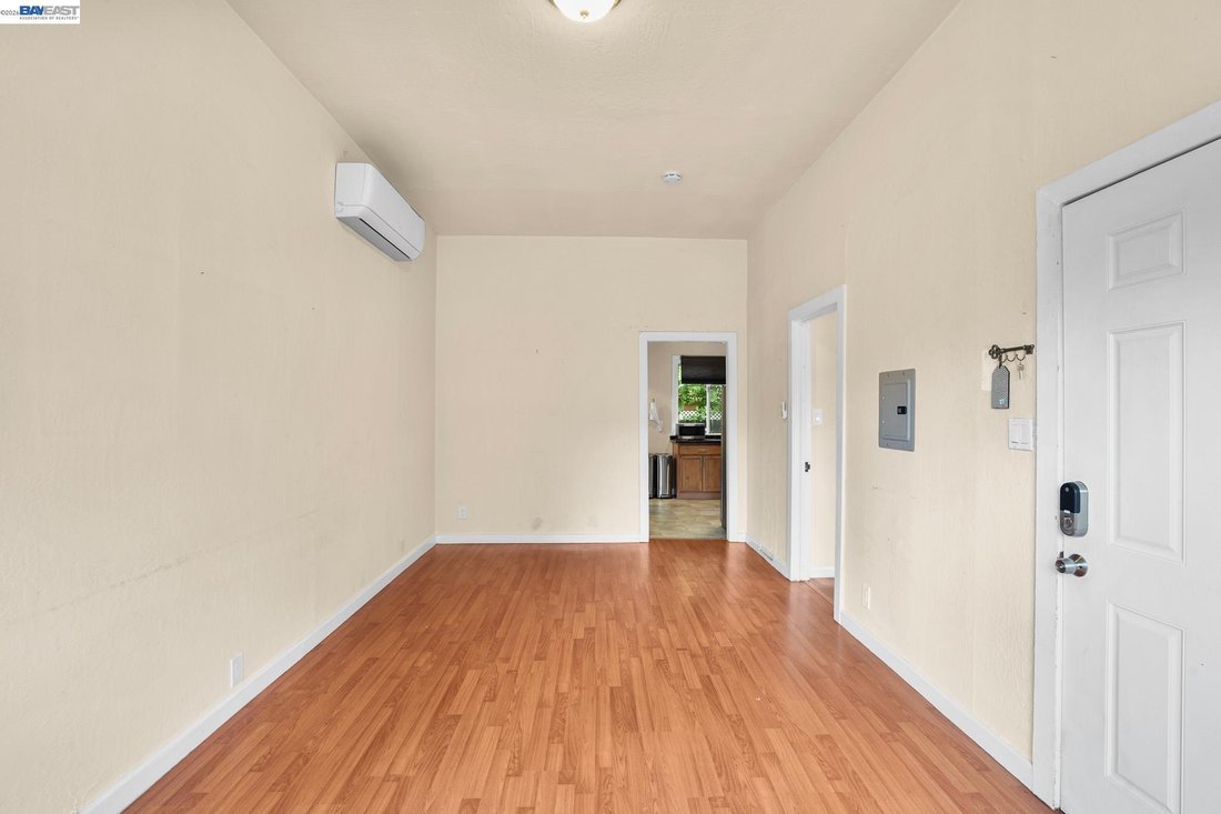 House in Oakland, California, United States 5 - 18054024