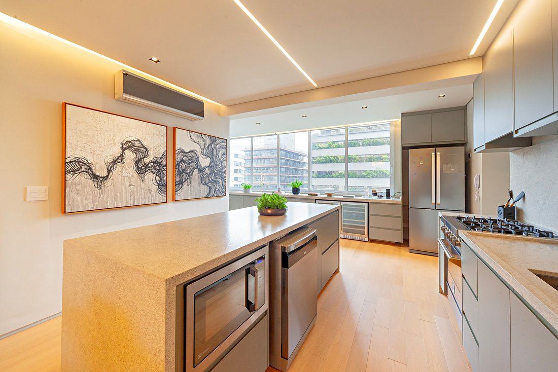 Apartment in São Paulo, State of São Paulo, Brazil 5 - 18054042