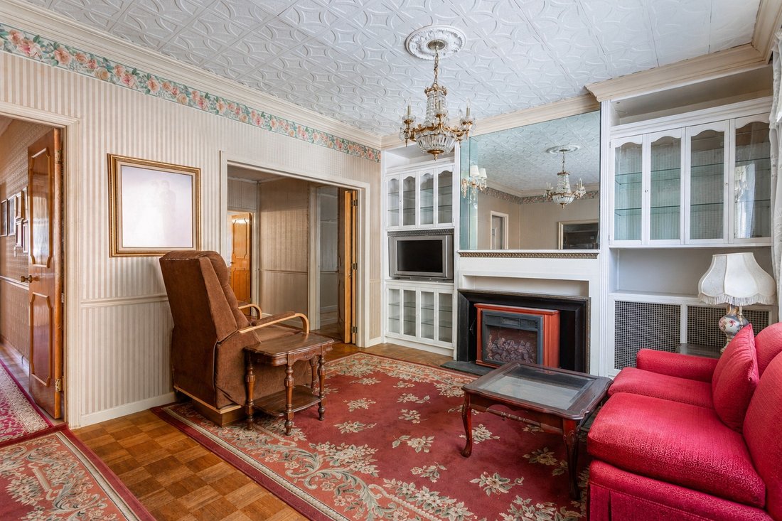 House in New York, New York, United States 4 - 18054048