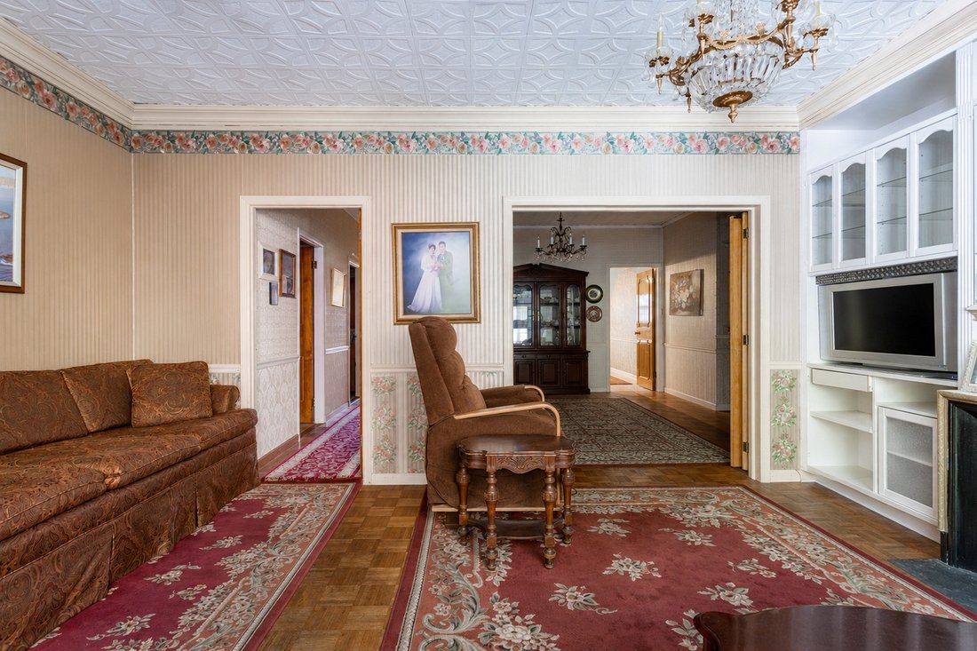 House in New York, New York, United States 5 - 18054048