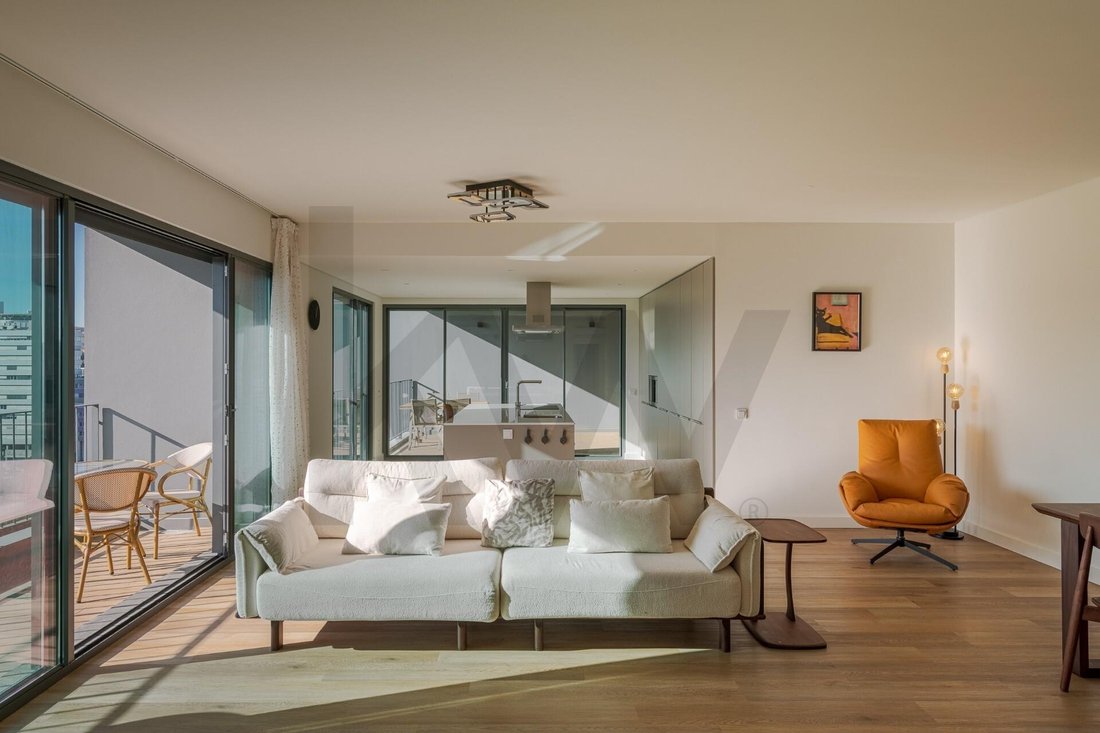 Apartment in Alges, Lisbon, Portugal 4 - 18053962