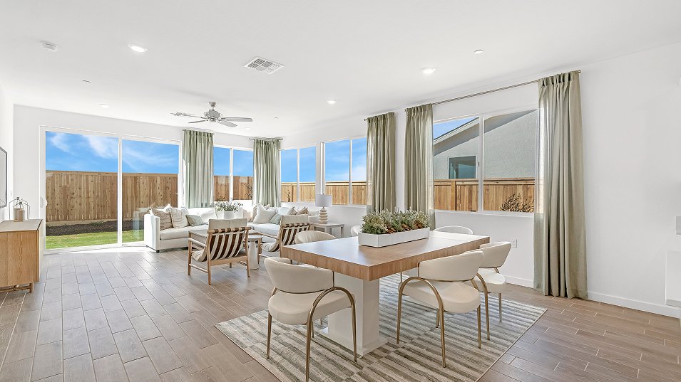 House in Bakersfield, California, United States 5 - 18054058