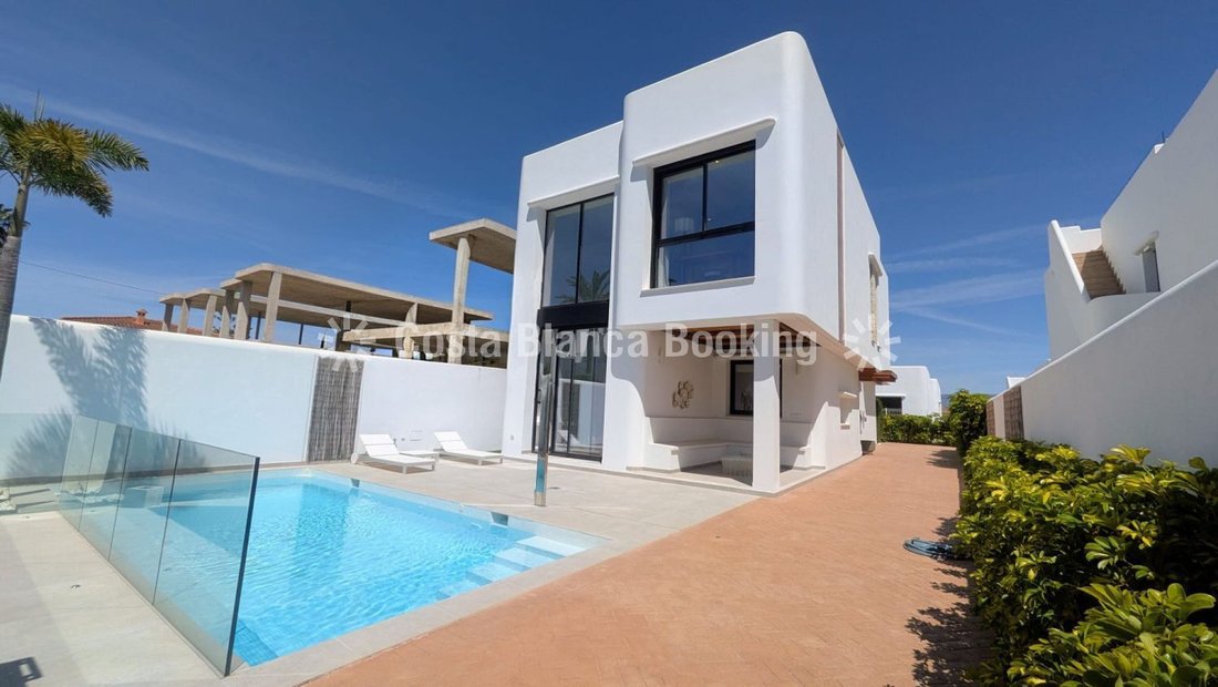 Chalet in l'Alfas del Pi, Valencian Community, Spain 2 - 18054285