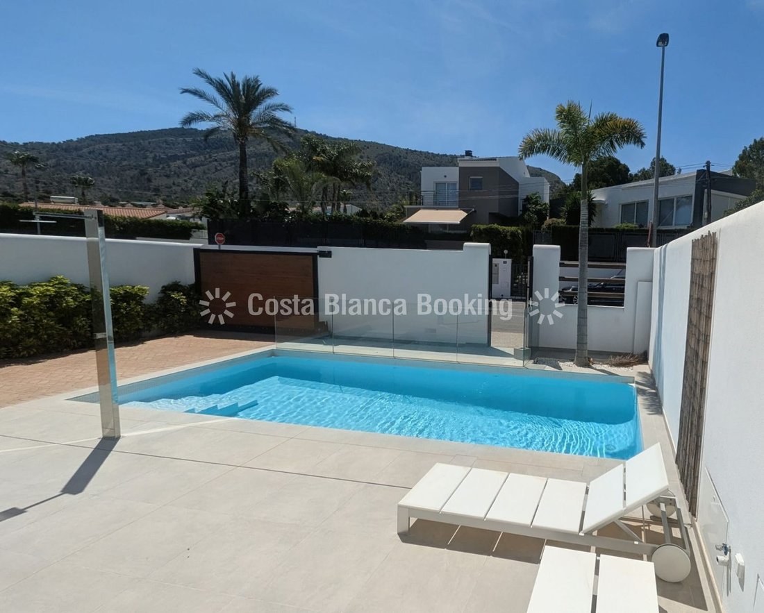 Chalet in l'Alfas del Pi, Valencian Community, Spain 3 - 18054285