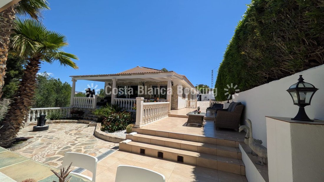 Chalet in la Nucia, Valencian Community, Spain 1 - 18054194
