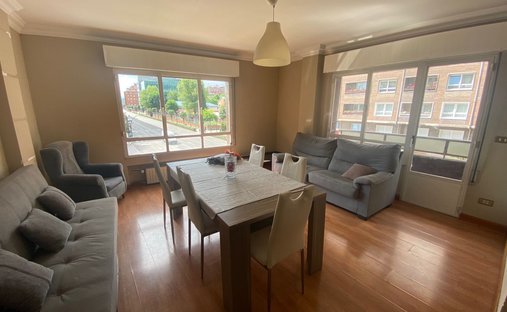 Apartment in Centro y casco historico, Oviedo, Spain 1