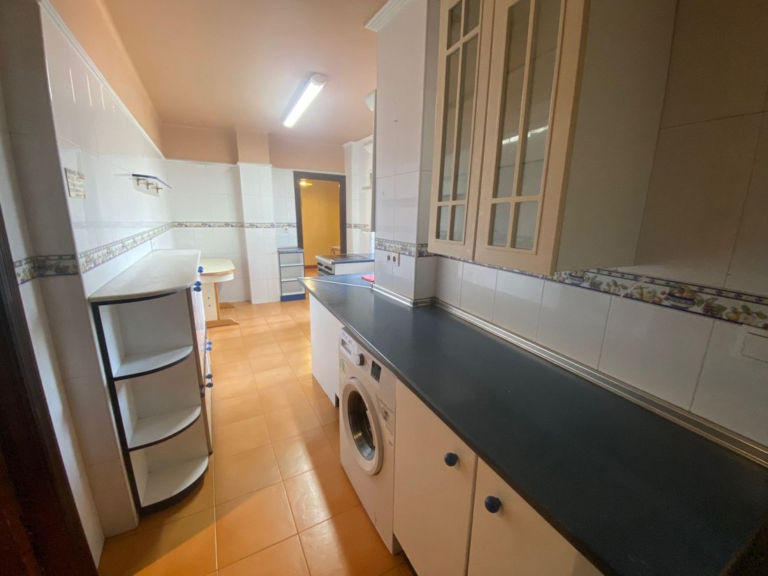 Appartamento a Centro y casco historico, Oviedo, Spagna 4 - 18054170