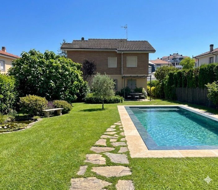 Chalet in Noja, Cantabria, Spain 2 - 18054113