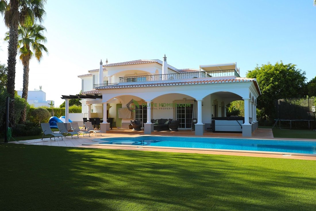 Villa in Vilamoura, Quarteira, Algarve 2 - 18054116