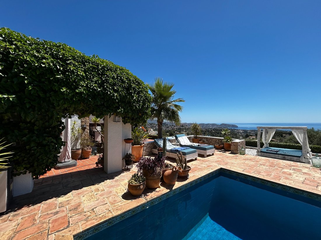 Villa in Benissa, Valencian Community, Spain 1 - 18054127