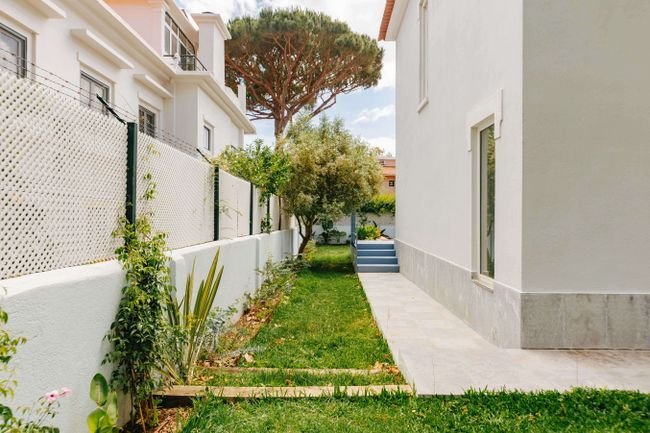 House in Parede, Lisbon, Portugal 4 - 18054531