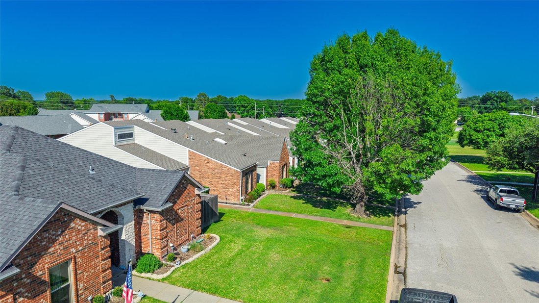 House in Greenville, Texas, United States 5 - 18054565