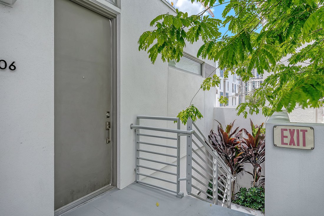 Condo in Sarasota, Florida, United States 2 - 18054573