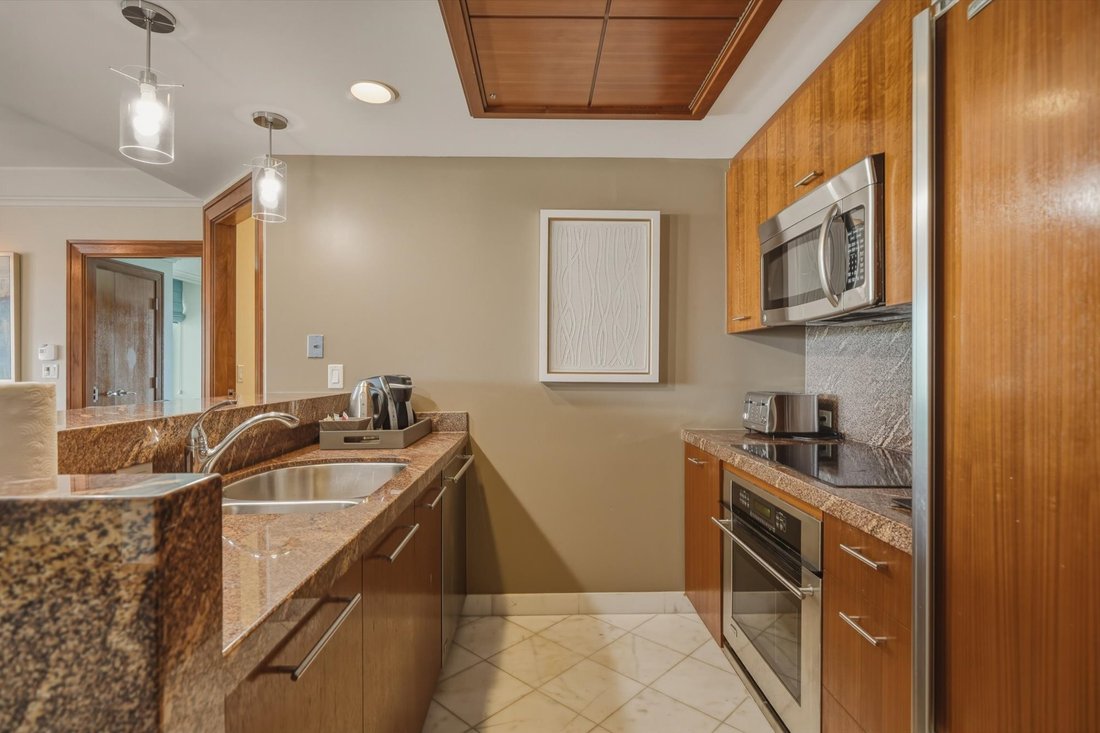 Condo in Paradise Island, New Providence, The Bahamas 5 - 18039941