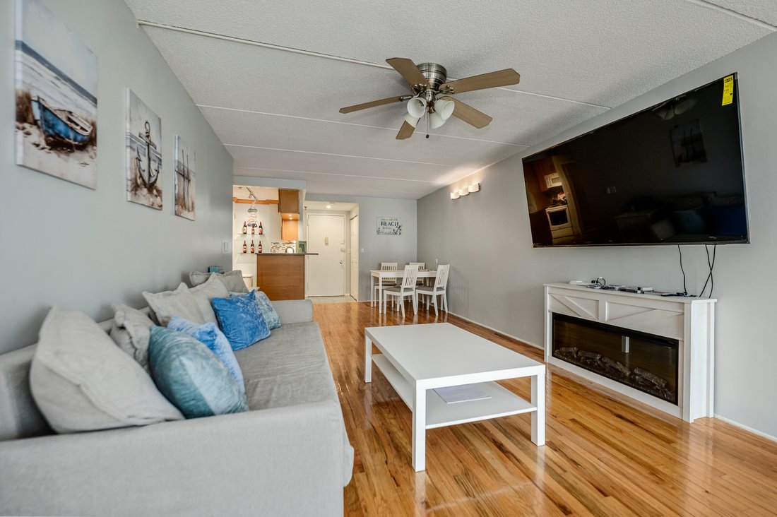 Condo in Long Beach, New York, United States 5 - 18054437