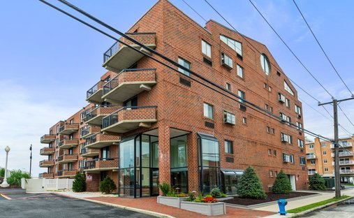 Condo in Long Beach, New York, United States 1