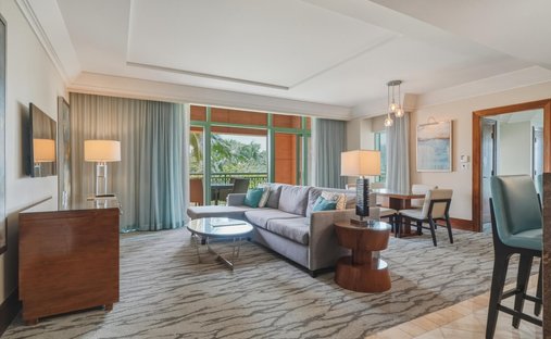 Condo in Paradise Island, New Providence, The Bahamas 1
