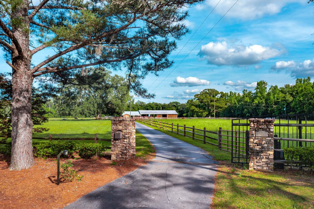 House in Westville, Florida, United States 2 - 18054557