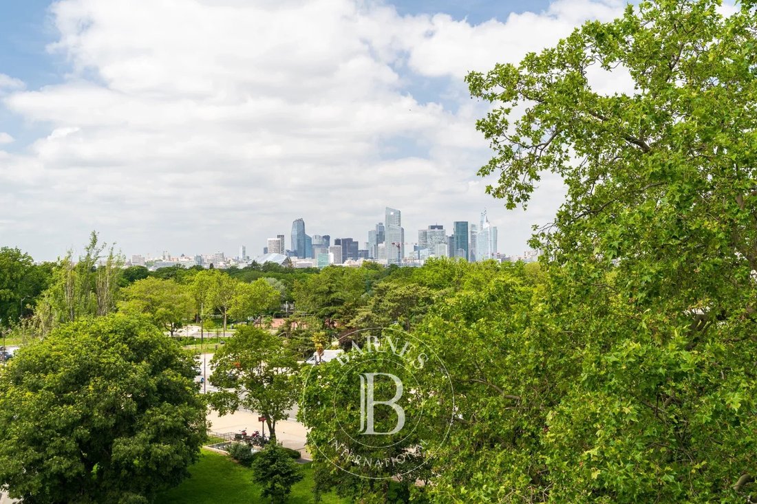 Apartment in Porte Dauphine, Paris 16e Arrondissement, Paris 2 - 18055509