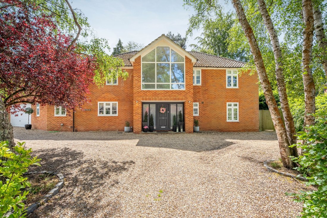 House in Ascot, England 1 - 18054789