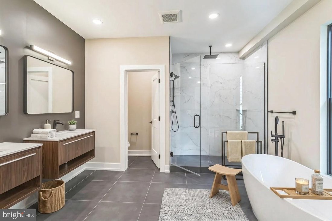 House in Philadelphia, Pennsylvania, United States 4 - 18054823