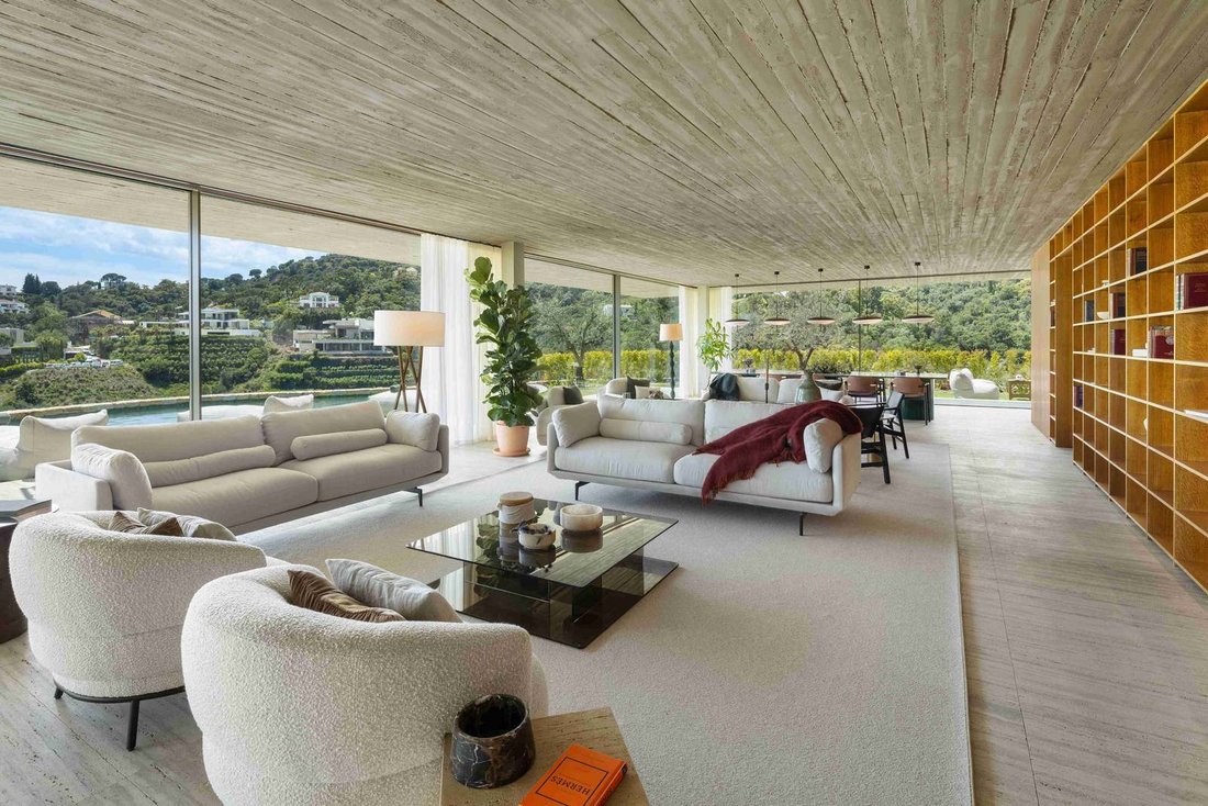 Villa in El Madroñal, Benahavis, Spain 2 - 18055089