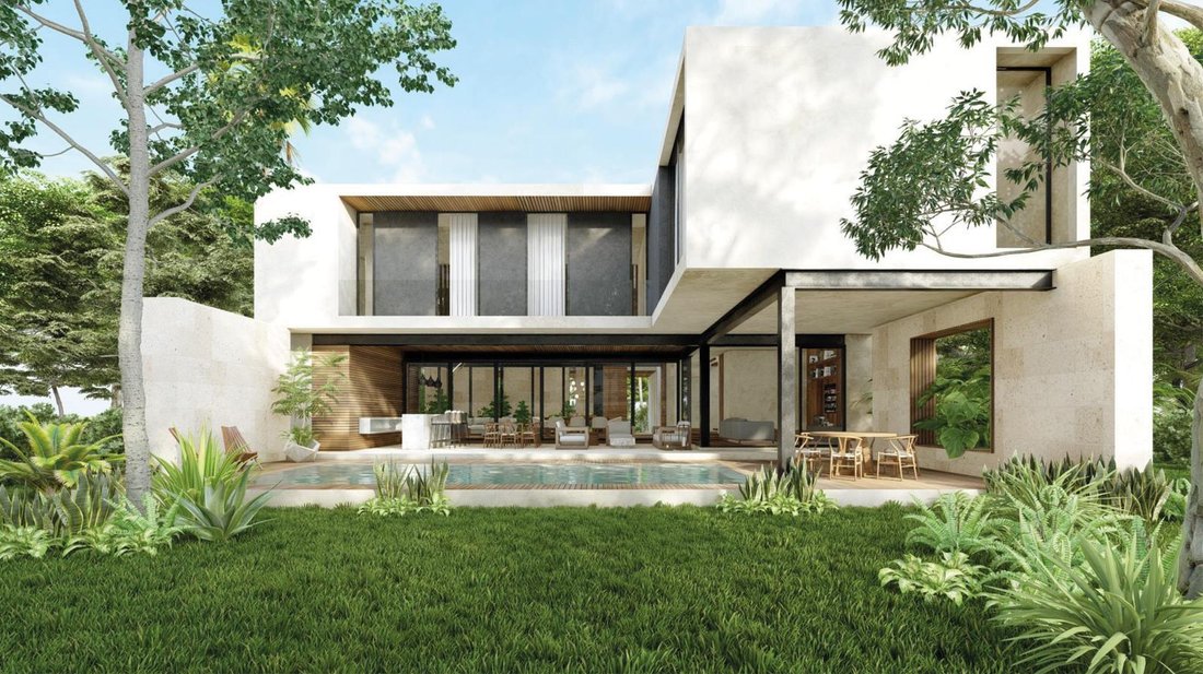 House in Yucatán Country Club, Yucatan, Mexico 1 - 18056405