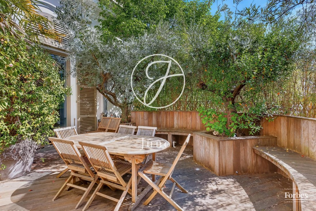 Apartment in Saint James-Delabordère, Neuilly-sur-Seine, France 5 - 18055673