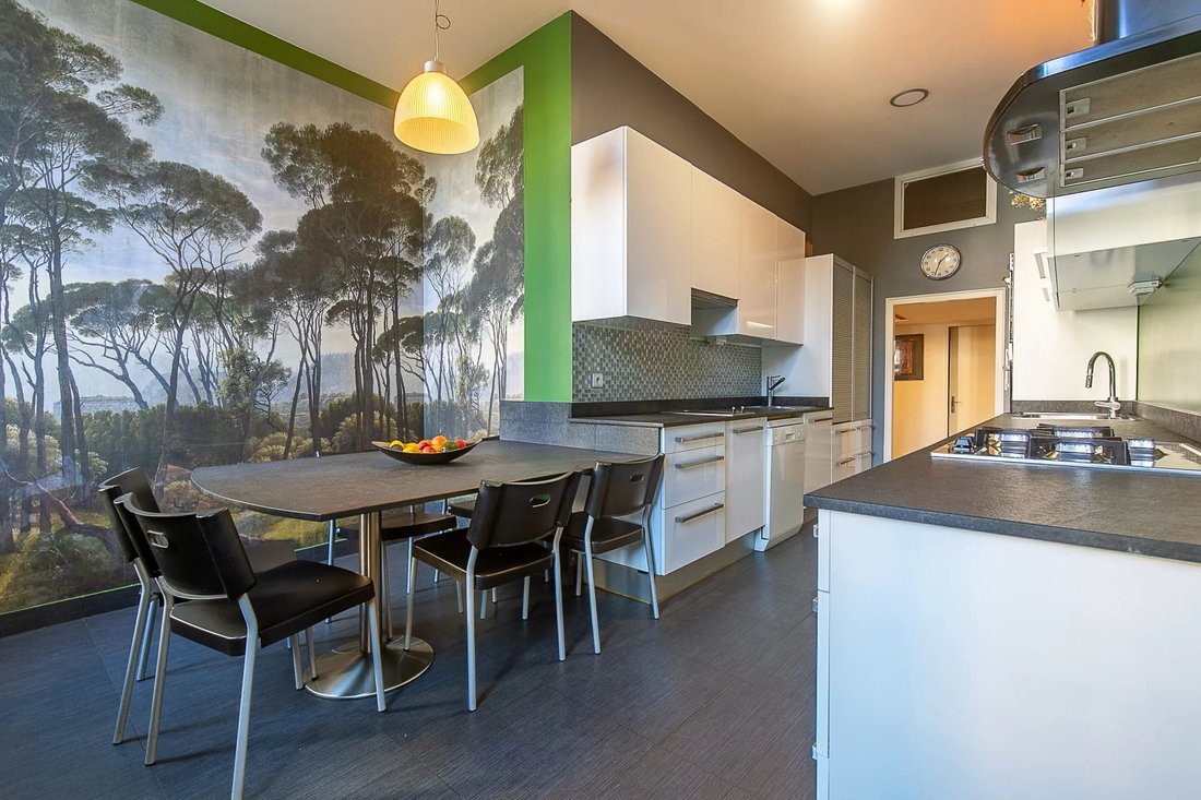 Apartment in Périer, 8e Arrondissement, Marseille 5 - 18055525